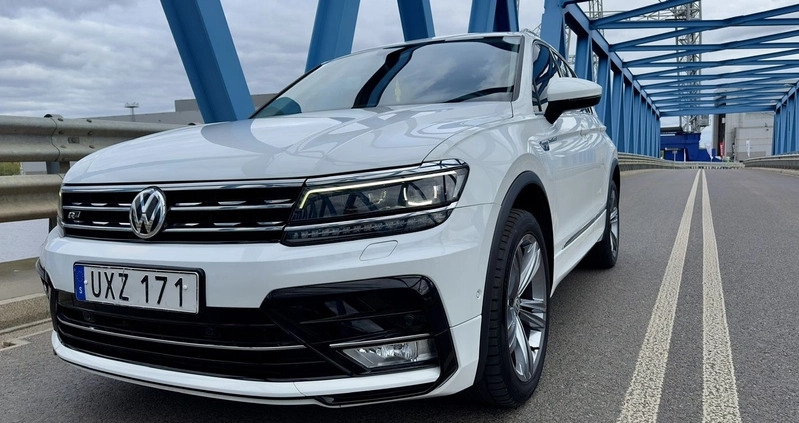 Volkswagen Tiguan cena 95999 przebieg: 173000, rok produkcji 2017 z Szczecin małe 326